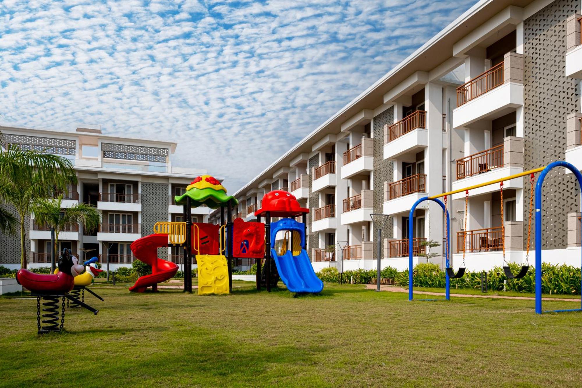 Palm Regal Resort Gopālpur Exteriör bild
