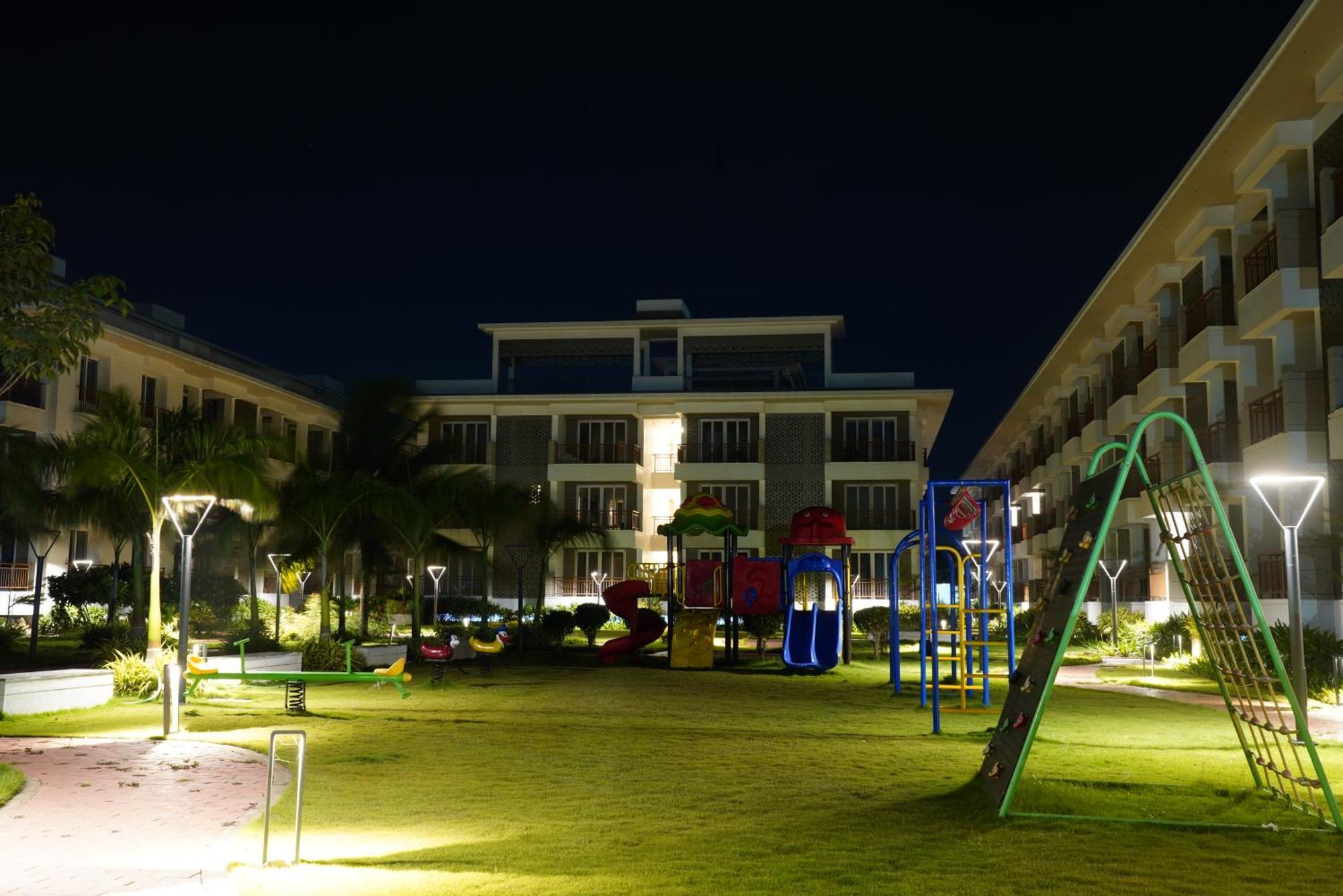 Palm Regal Resort Gopālpur Exteriör bild